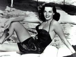 Falleció Jane Russell