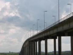 Feriado largo argentino genera nuevas colas en puentes