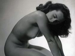 Aparece retrato de Liz Taylor desnuda a los 24 años