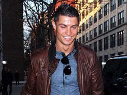 Cristiano Ronaldo se ve como un "buen papá"