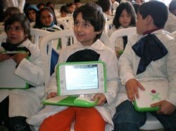 Uruguay líder latinoamericano en penetración de internet