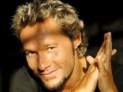 Diego Torres cantará la canción oficial de Copa América 2011