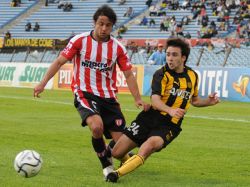 Peñarol-River se juega el domingo desde las 16.00 horas