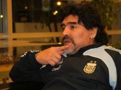 Maradona a punto de dirigir equipo de Emiratos Árabes