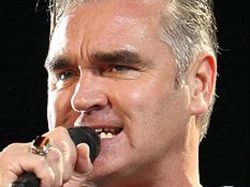 Morrissey comparó a la reina Isabel con Gaddafi y Mubarak