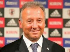 Zaccheroni invita a Japón a mirar hacia adelante