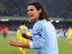 Cavani será celeste hasta 2016