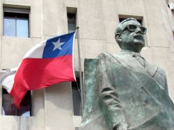 Confirman autenticidad de restos de Allende