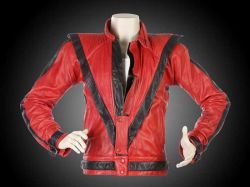 Subastarán una chaqueta de Michael Jackson