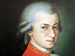 Hallan una partitura de Mozart en tienda de caridad