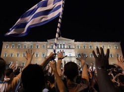 Grecia, cerca del rescate