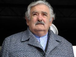 Mujica: "Yo así no hablo, los recibo en mi despacho"