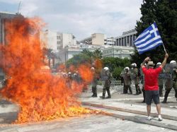 Las imágenes más impactantes de la violencia en Grecia