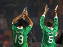 Bolivianos celebran empate frente a Argentina pese al frío