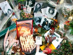 Homenaje a Jim Morrison a cuatro décadas de su muerte