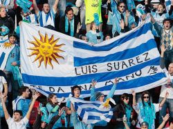 Hinchas uruguayos y paraguayos invadieron Buenos Aires