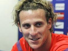 Forlán será titular para jugar por Europa League