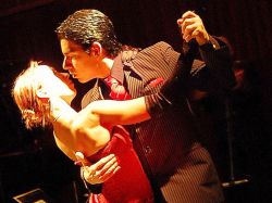 Abren inscripciones para clases gratuitas de tango