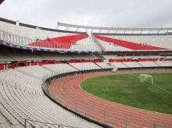 Passarella no declaró por destrozos en el Monumental