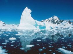 Capa de hielo ártico baja casi hasta mínimos históricos