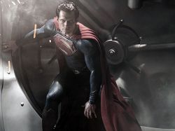 ¿Es un pájaro, es un avión? No, es Henry Cavill como Superman