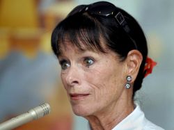 Geraldine Chaplin: "Almodóvar es un bestia maravillosa"