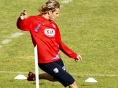 Forlán con trabajo de recuperación con el Atlético