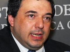 Bergara dijo que el dólar seguirá "débil" varios meses