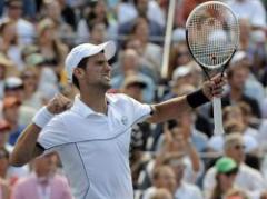 Djokovic remonta un partido imposible y es finalista