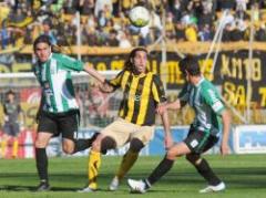 Racing y Peñarol igualaron 2-2 pero pudo ganarlo cualquiera