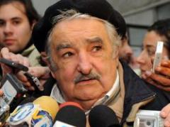 Mujica analizó impacto de crisis con gremiales productivas