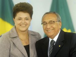 Rousseff juramenta a nuevo ministro de Turismo