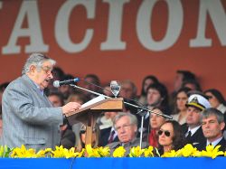 ARU le reprochó a Mujica impuesto al agro