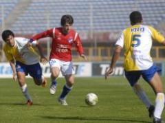 Nacional cae ante Bella Vista y se aleja de la punta