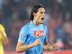 Cavani selló triunfo de Napoli