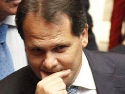 Gobierno italiano supera idea de censura contra un ministro