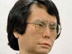 "Los humanos llegarán a enamorarse de los androides"