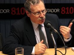 Ricardo Ehrlich: el sistema educativo tiene que estar "en primera línea" para lograr cambios profundos