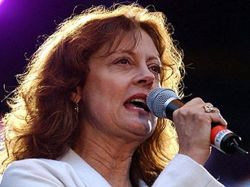 La actriz Susan Sarandon acusó al Papa de ser nazi