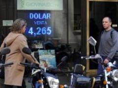 Jornada cambiaria caótica en Buenos Aires