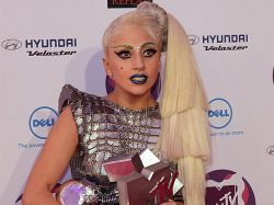 Lady Gaga fue la reina en los premios MTV Europa