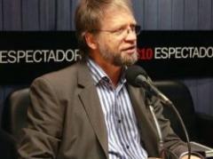 Antanas Mockus: "Hay ciudadanía si la ley, la conciencia y el qué dirán coinciden para respetar las normas de convivencia"