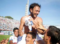 Recoba con su magia le dio el Apertura a Nacional