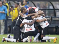 Corinthians homenajeó con el título brasileño a Sócrates