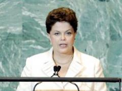 Rousseff pierde su séptimo ministro, renunció Lupi