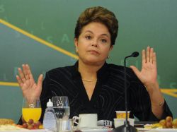 Rousseff a un año de asumir tiene 72% de popularidad