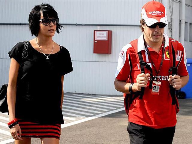 Fernando Alonso se divorció de la cantante Raquel del Rosario Fernando Alonso se divorció de la cantante Raquel del Rosario