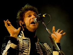 Familia de Cerati dice que percibe que el músico no sufre