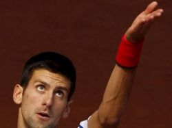 Djokovic se clasifica para la final arrasando a Federer