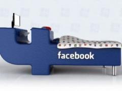 Diseñan una cama para los adictos a Facebook
